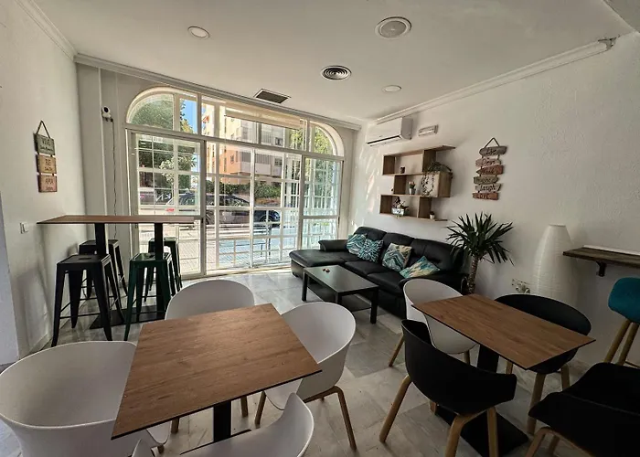 بيت شباب Sorolla Playa مالقة